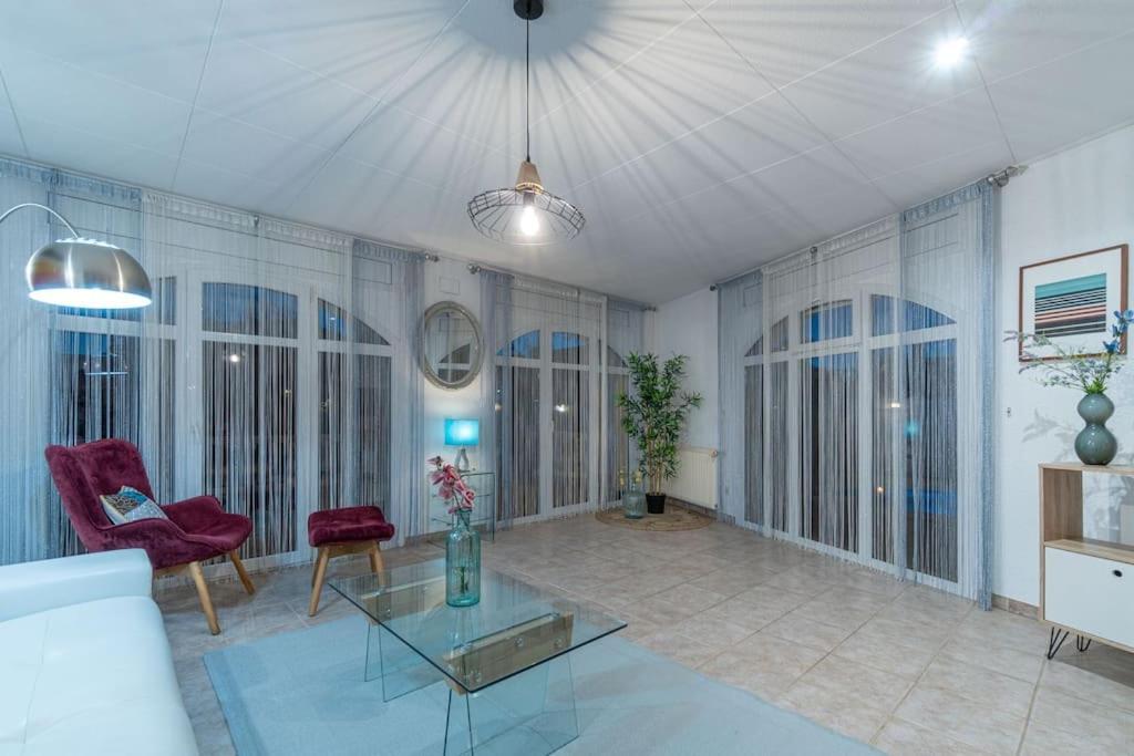 Sm21-Gran Casa De Vacaciones En La Playa, 4 Habitaciones, Climatizada, Piscina, Barbacoa Y Wifi Empuriabrava Exteriér fotografie