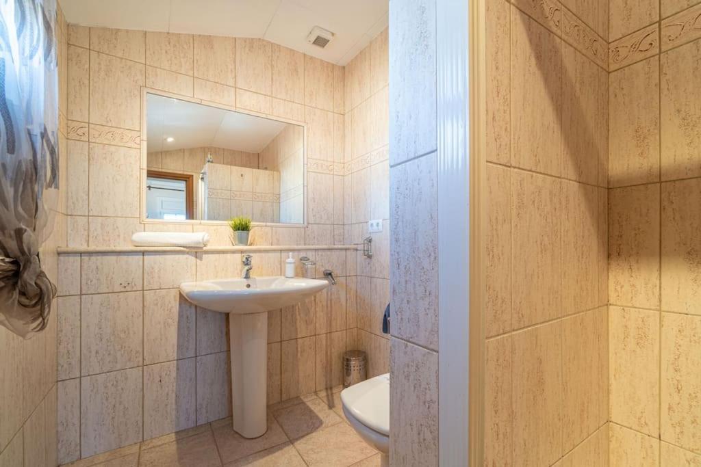 Sm21-Gran Casa De Vacaciones En La Playa, 4 Habitaciones, Climatizada, Piscina, Barbacoa Y Wifi Empuriabrava Exteriér fotografie